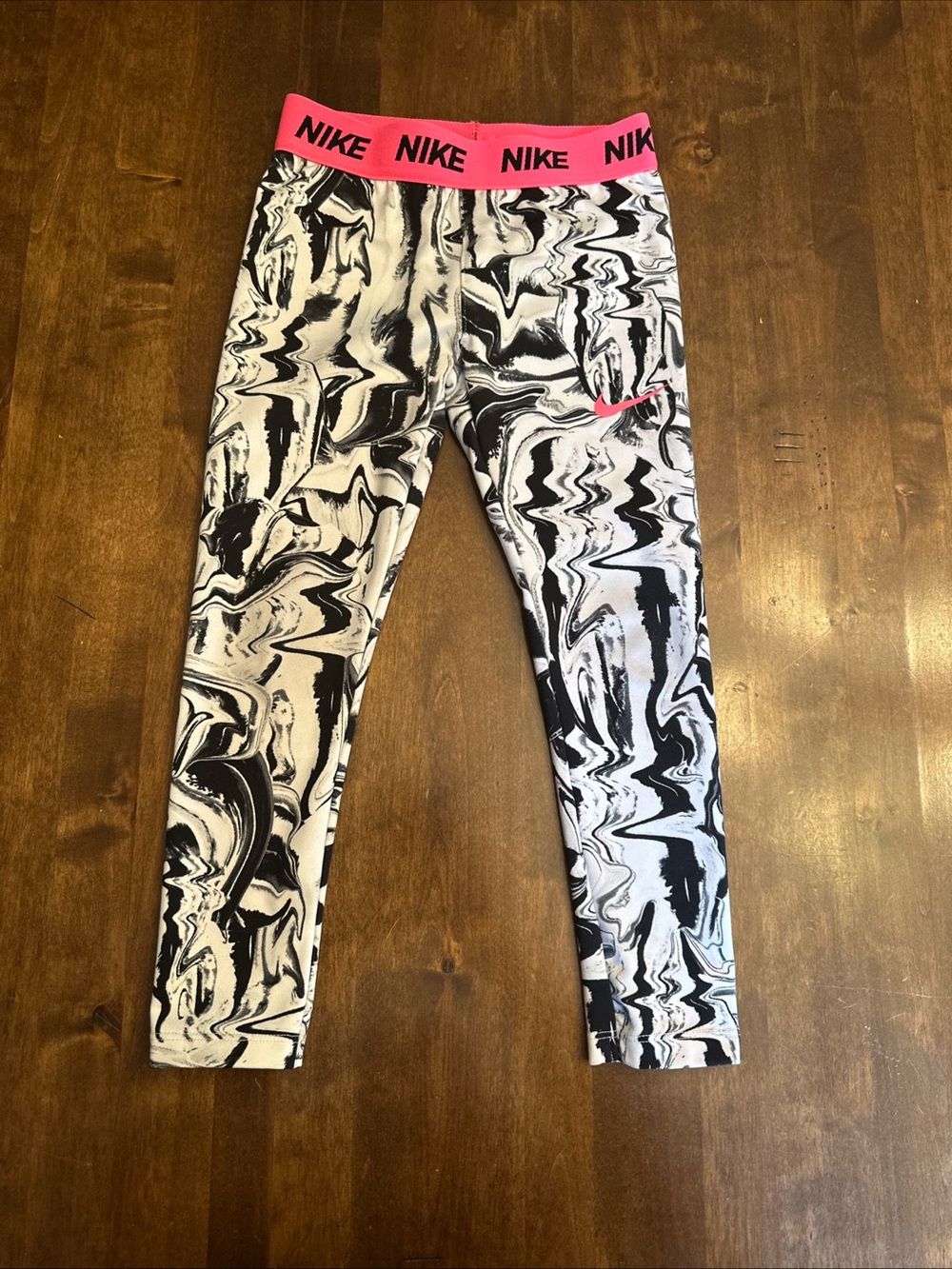Nike girls black and white marble print leggings size 6 dance poms cheer